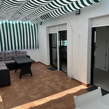 아파트 Atico Con Terraza Centro 140m2 *