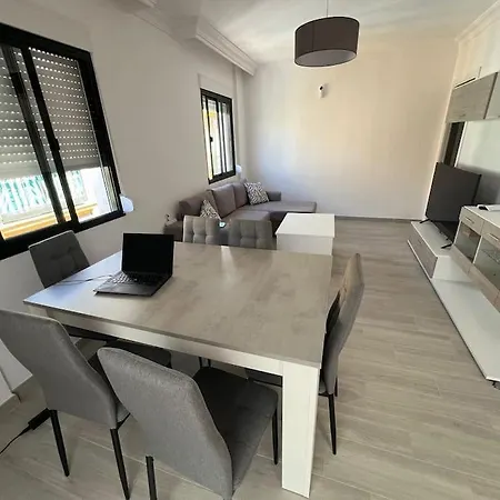 아파트 Atico Con Terraza Centro 140m2